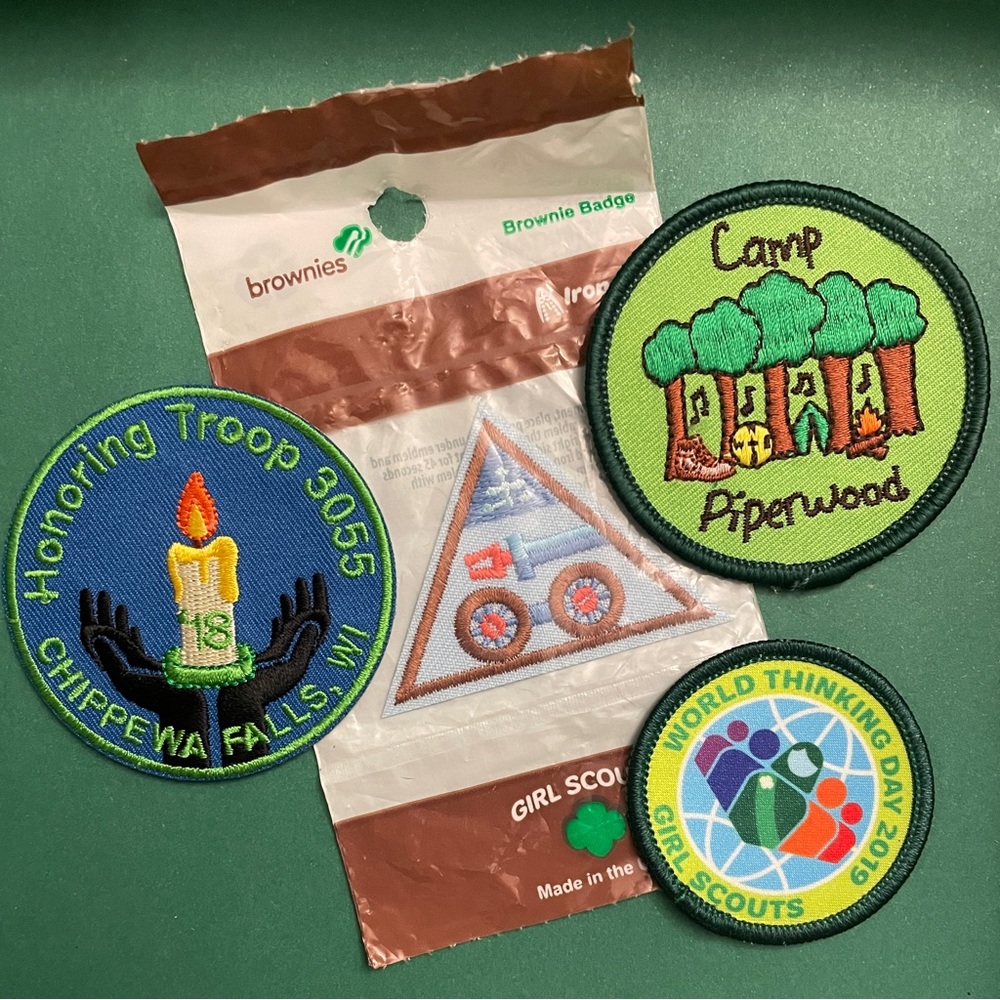 Lot of 4 Girl Scout Patches Badges